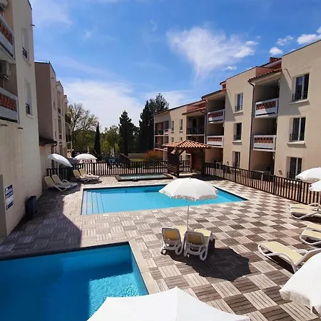 Charme De Provence - Piscine&climatisation * Gréoux-les-Bains